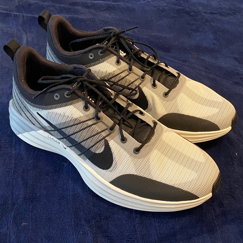 Nike Lunar Black and Gray Running Shoes